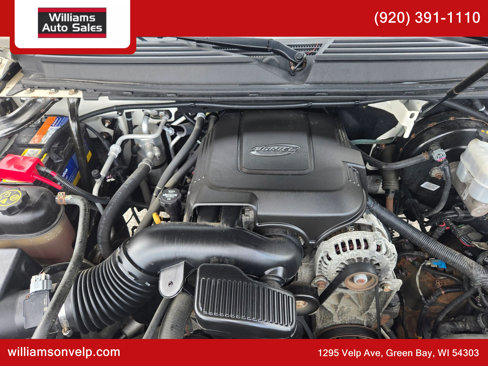 Used 2013 Chevrolet Suburban LTZ image 27