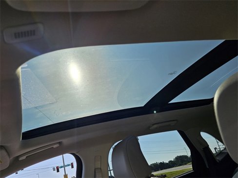 Used 2021 Ford Edge Titanium w/ Equipment Group 301A image 5