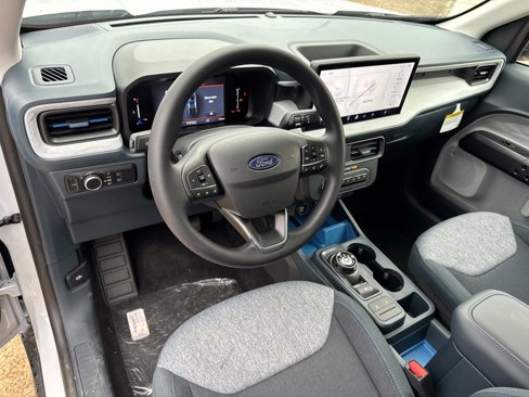 New 2025 Ford Maverick XLT image 9