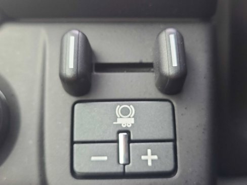 Used 2016 Chevrolet Tahoe LTZ image 24