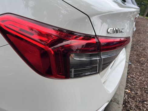 Used 2024 Honda Civic Sport image 21