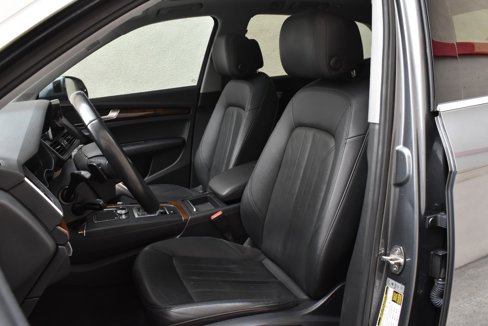 Used 2018 Audi Q5 2.0T Premium Plus w/ Premium Plus Package image 16