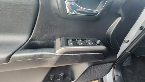 Used 2021 Toyota Tacoma TRD Sport image 26