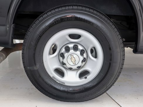 Used 2015 Chevrolet Express 2500 LS image 28