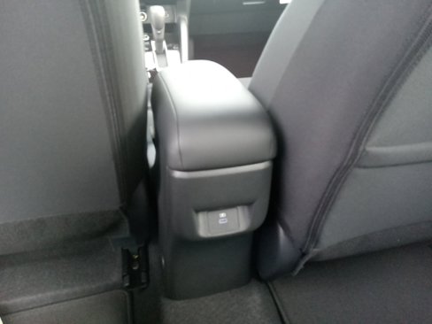 New 2024 Nissan Versa SV w/ Trunk Package image 21