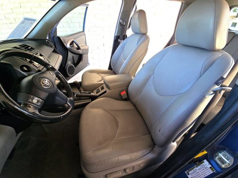 Used 2012 Toyota RAV4 Limited w/ Premium Plus Value Pkg image 9