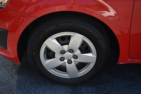 Used 2015 Chevrolet Sonic LS image 17
