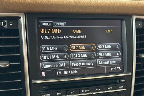 Used 2011 Porsche Panamera 4 image 23