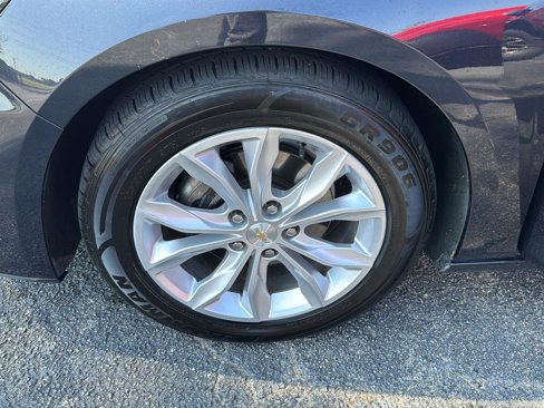 Used 2023 Chevrolet Malibu LT image 30