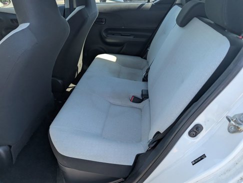 Used 2015 Toyota Prius C One image 6