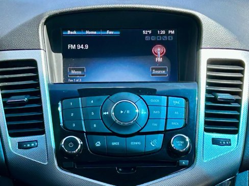 Used 2015 Chevrolet Cruze LTZ w/ Sun, Sound and Sport Package image 21