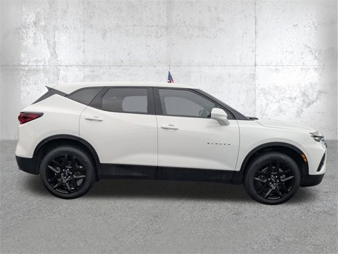 Used 2022 Chevrolet Blazer LT image 3