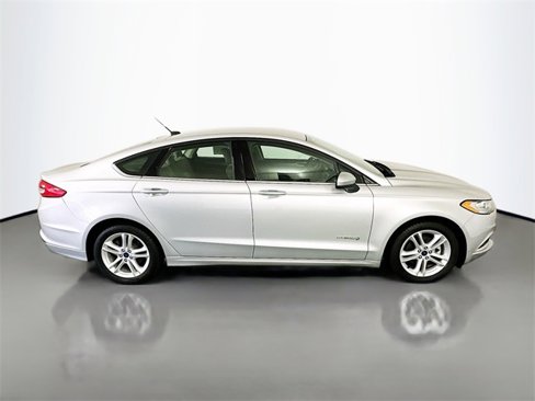 Used 2018 Ford Fusion S image 8