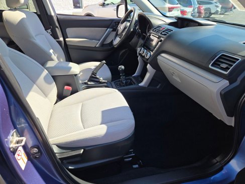 Used 2017 Subaru Forester 2.5i Premium image 6