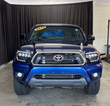 Used 2015 Toyota Tacoma TRD Pro image 3
