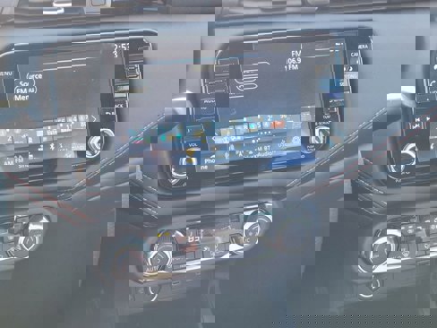New 2025 Nissan Versa SR w/ Trunk Package image 19