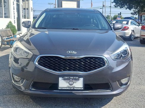 Used 2015 Kia Cadenza Premium w/ Technology Package image 2