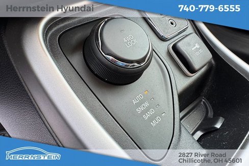 Used 2018 Jeep Compass Latitude w/ Popular Equipment Group image 20