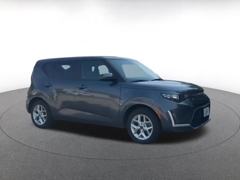 Used 2024 Kia Soul LX w/ Option Group 015 image 2