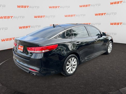 Used 2017 Kia Optima EX image 5