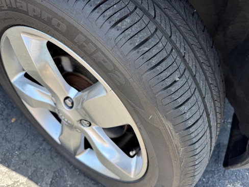 Used 2012 Jeep Grand Cherokee Overland image 24