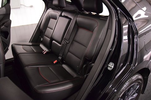 Used 2024 Chevrolet Equinox RS w/ RS Leather Package image 31