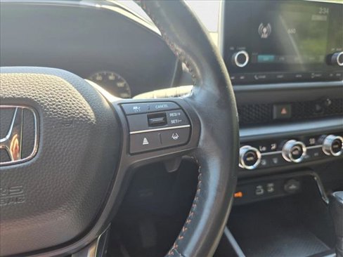 Used 2023 Honda CR-V Sport image 18