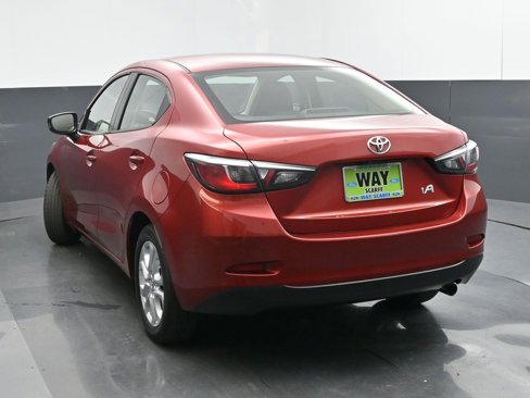 Used 2018 Toyota Yaris iA image 4