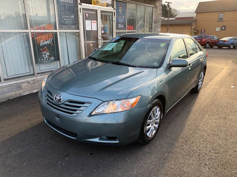 Used 2009 Toyota Camry image 1