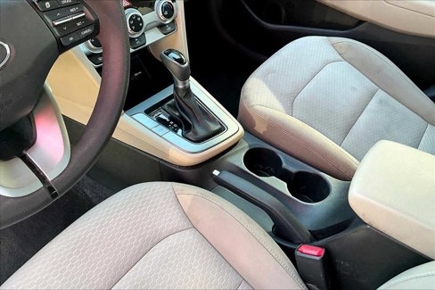 Used 2019 Hyundai Elantra SEL image 14