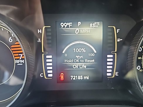 Used 2019 Jeep Cherokee Latitude Plus w/ Comfort/Convenience Group image 28