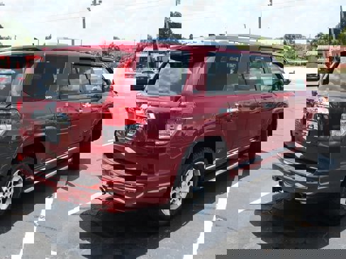 Used 2012 Toyota 4Runner SR5 image 7