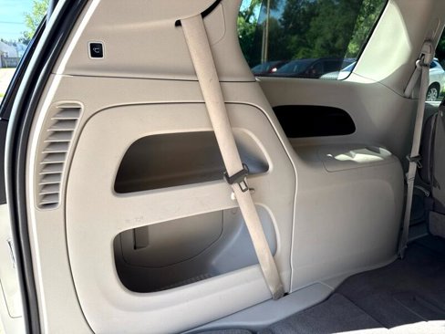 Used 2019 Chrysler Pacifica Touring-L Plus image 29