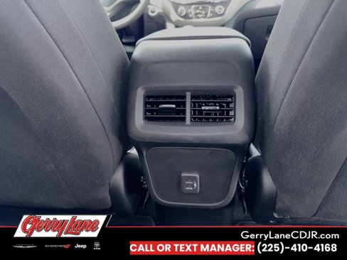 Used 2023 Chevrolet Equinox LT image 19