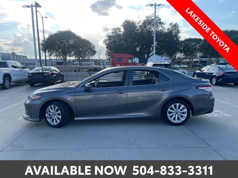 Certified 2019 Toyota Camry LE image 4