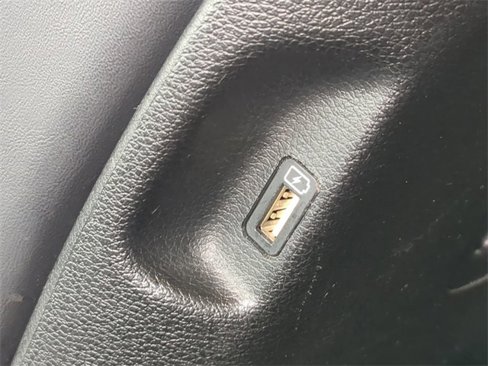 Used 2020 Kia Telluride LX image 17