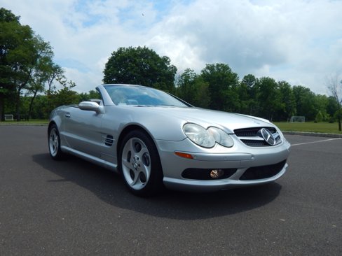 Used 2005 Mercedes-Benz SL 600 w/ AMG Sport Pkg image 1