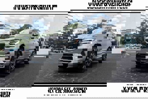 Certified 2023 Volvo XC60 B5 Plus w/ Climate Package image 1