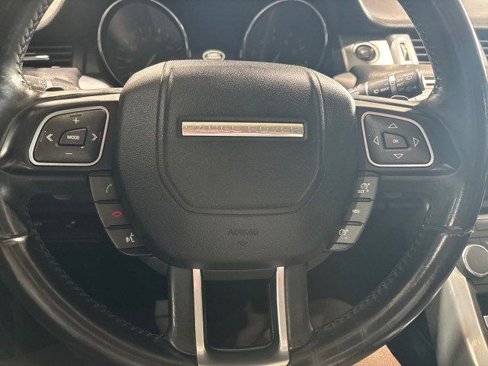 Used 2015 Land Rover Range Rover Evoque Pure Plus image 11