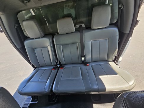 Used 2011 Ford F450 XL image 21