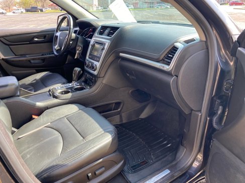 Used 2017 GMC Acadia Limited SLT image 24
