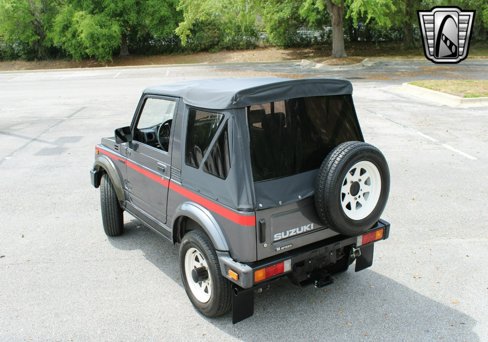 Used 1987 Suzuki Samurai 4WD Soft Top image 3