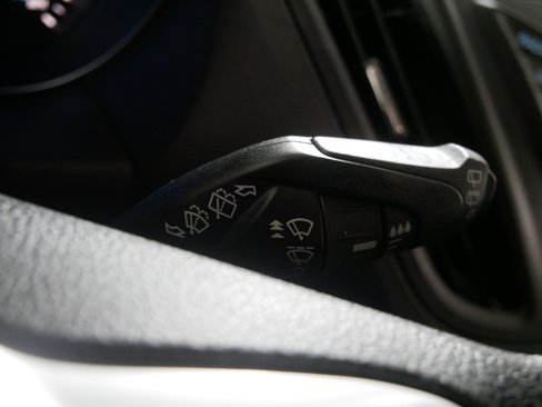 Used 2015 Ford Escape SE image 30