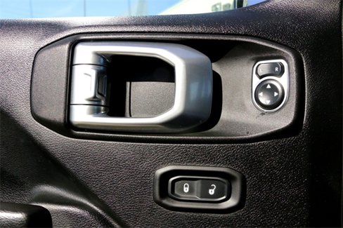 Used 2021 Jeep Wrangler Sport S image 23