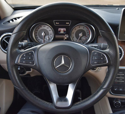 Used 2017 Mercedes-Benz GLA 250 4MATIC w/ Premium Package image 13