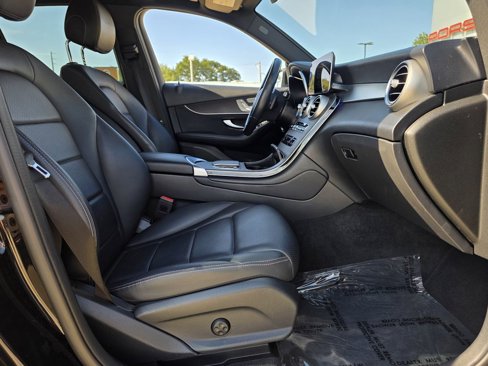 Used 2022 Mercedes-Benz GLC 300 4MATIC image 39