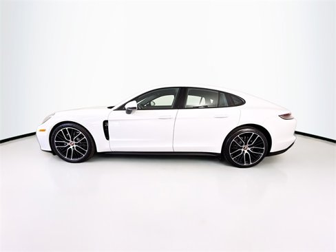 Certified 2021 Porsche Panamera image 2