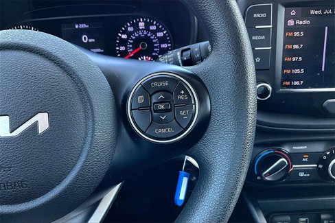Used 2022 Kia Soul LX image 21