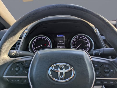 Used 2022 Toyota Camry LE image 26