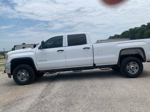 Used 2018 GMC Sierra 2500 4x4 Crew Cab image 2